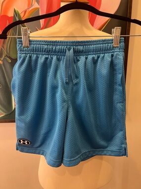NWOT Under Armour Mesh Shorts